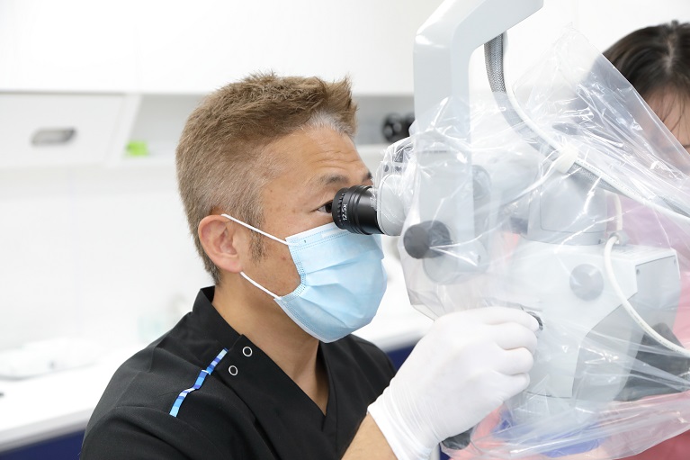 歯の神経の治療(根管治療)は、精密な処置を受けられる歯科医院で
